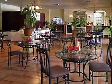 Hotel Amaroo On Mandalay Nelly Bay