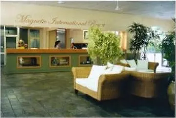 Hotel Amaroo On Mandalay Nelly Bay Australia